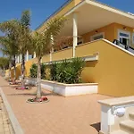 Üdülőközpont Calabernardo Resort