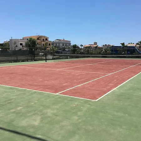 Курортный комплекс Calabernardo Resort 4*