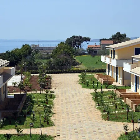 Feriested Calabernardo Resort 4*
