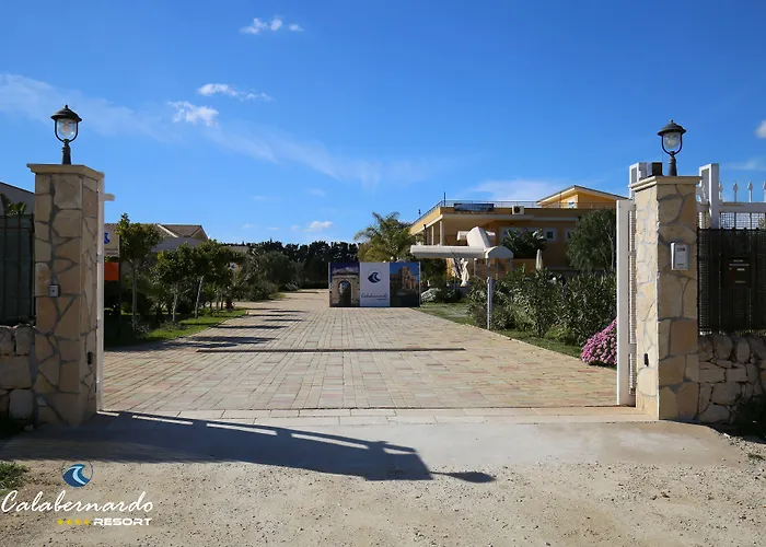 Курортный комплекс Calabernardo Resort 4*